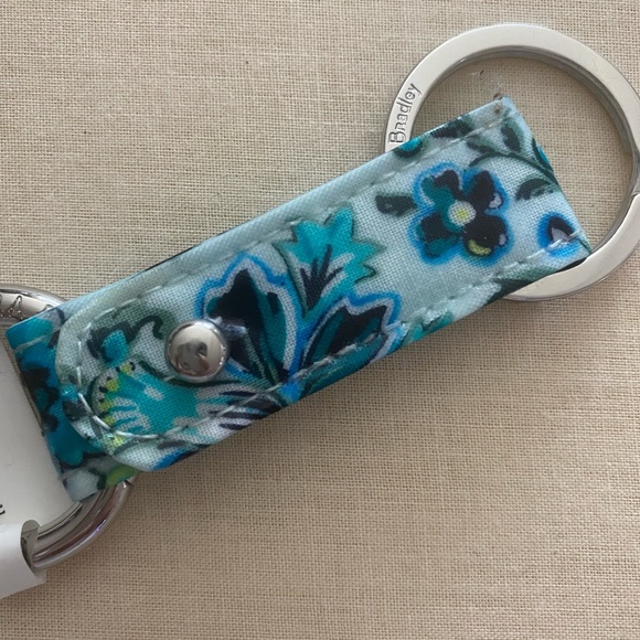 New - Iconic Twice As Nice Keychain BY Vera Bradley in color Cloud Vine - Picture 6 of 8